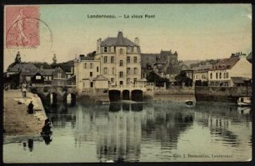 Landerneau. - Le pont de Rohan, côté port