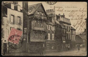 Landerneau. - Maisons anciennes place du marché (maison à pan de bois)