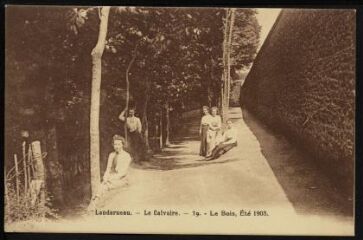 Landerneau. - Le Calvaire, le bois