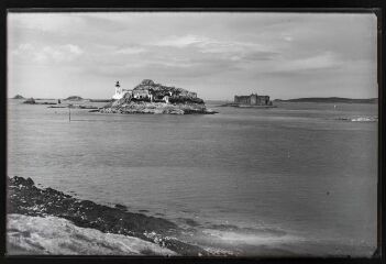 Baie de Morlaix - Ile Louët et château du Taureau