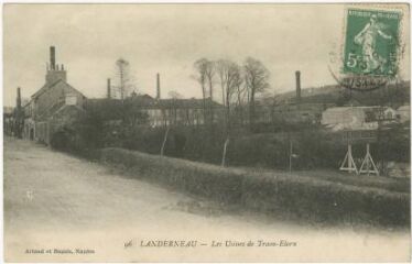 1 vue  - Carte postale représentant les usines de Traon Elorn à Landerneau (ouvre la visionneuse)