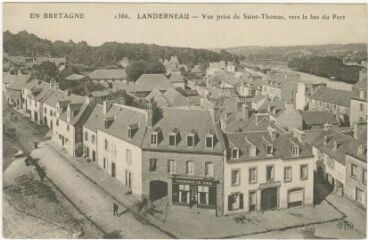 1 vue  - Carte postale représentant le quartier Saint-Thomas ; vue prise du clocher de l\'église Saint-Thomas (ouvre la visionneuse)