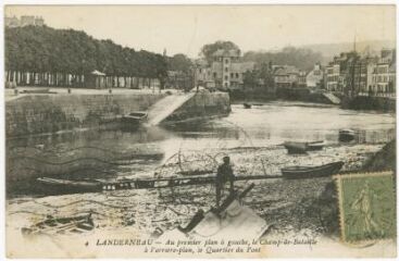1 vue  - Carte postale, Landerneau, Le port avec vue sur le Champ de bataille, le pont de Rohan et les quais (ouvre la visionneuse)