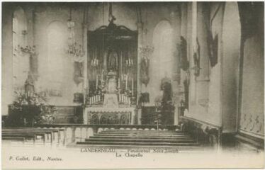 1 vue  - Carte postale Landerneau - Pensionnat Saint-Joseph, la chapelle Saint-Roch, vue du choeur (ouvre la visionneuse)