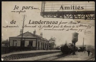 1 vue  - Landerneau. - La gare, la voie de cheminde fer avec train au départ (ouvre la visionneuse)