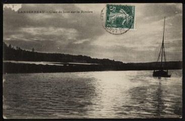 1 vue  - Landerneau. - Clair de lune sur la rivière (ouvre la visionneuse)