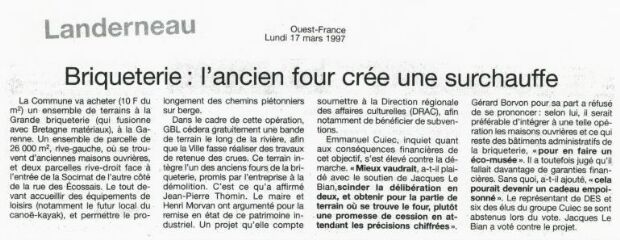 1 vue  - Article du Ouest-France. \'Briqueterie : l\'ancien four crée une surchauffe\' (ouvre la visionneuse)